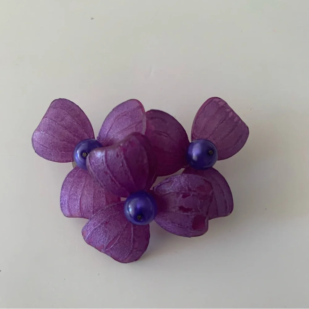Les Halles Purple Lucite Floral Brooch Bold Statement Flower Pin Blue Accent